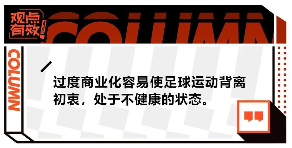 张小斐首次挑战犯罪悬疑为救女儿被扼喉咙爆青筋电影《拯救嫌疑人》讲述了律师陈智琪为了救出被绑架的女儿，在绑匪威胁下为奸杀犯翻案的故事